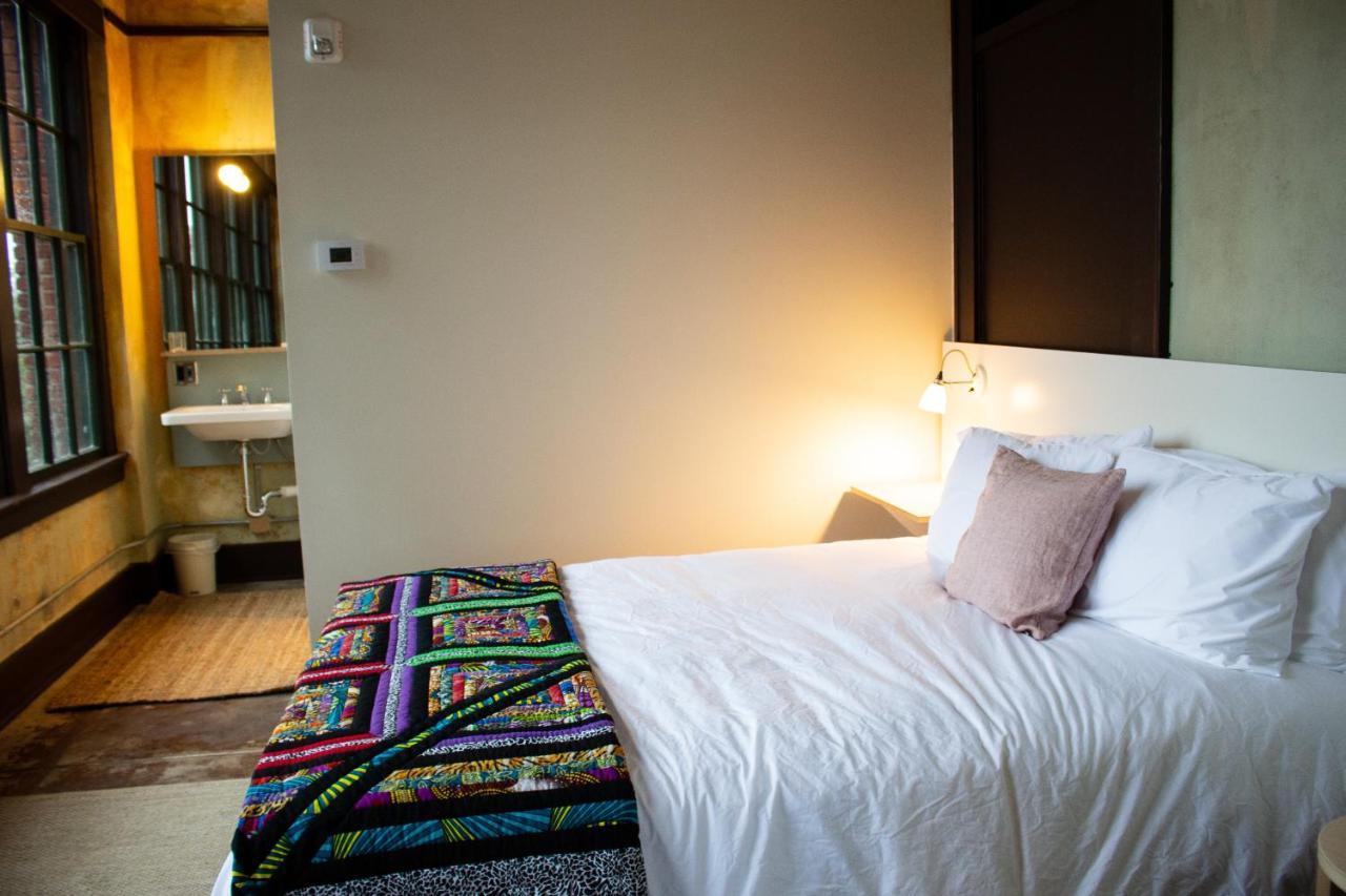 Travelers Hotel Clarksdale Bagian luar foto