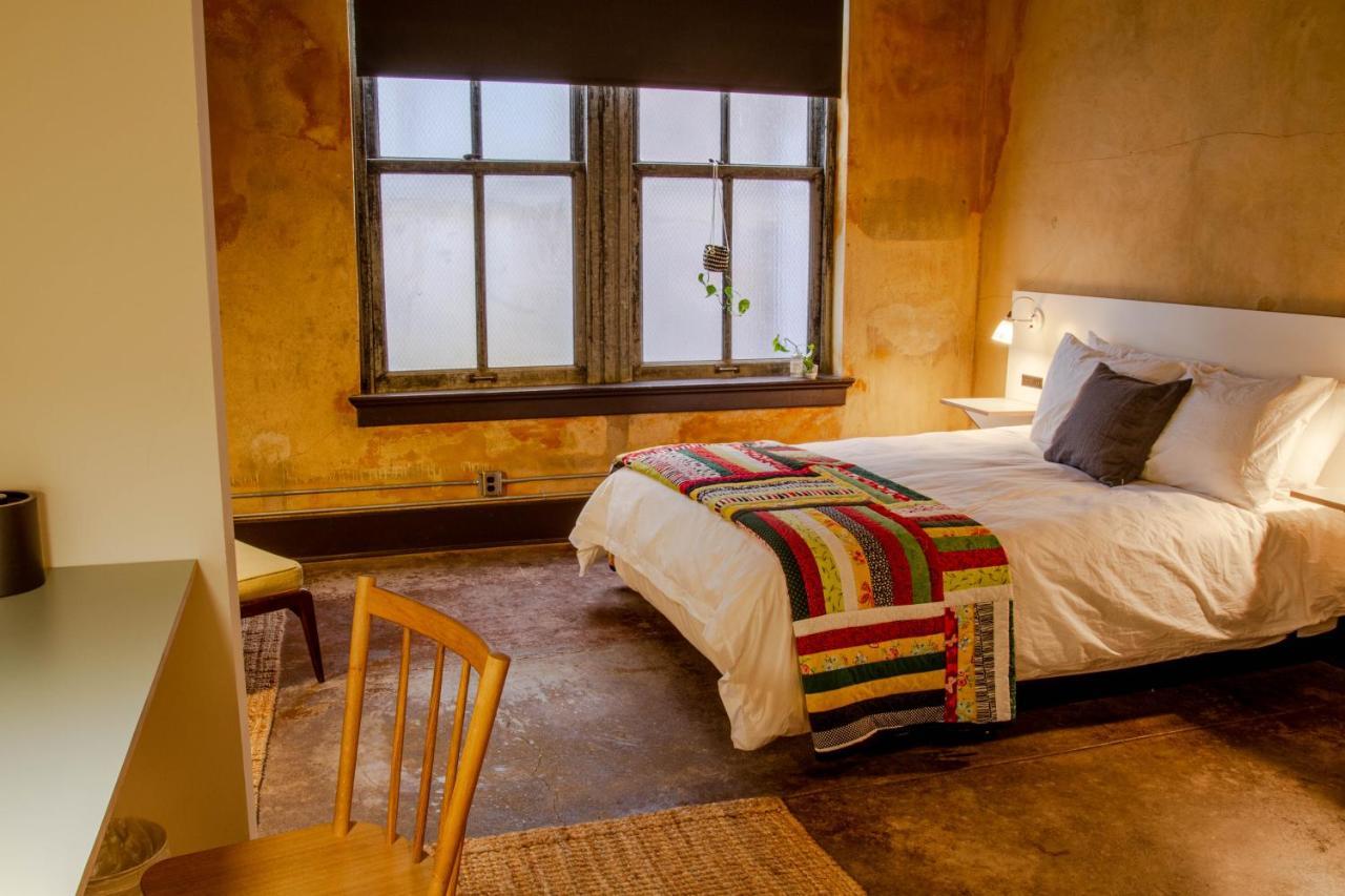 Travelers Hotel Clarksdale Bagian luar foto