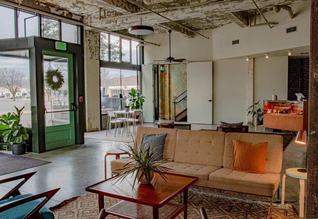 Travelers Hotel Clarksdale Bagian luar foto